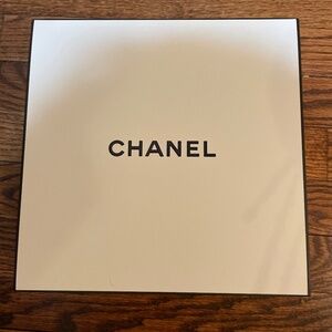 Square Gift Box 🎁 New